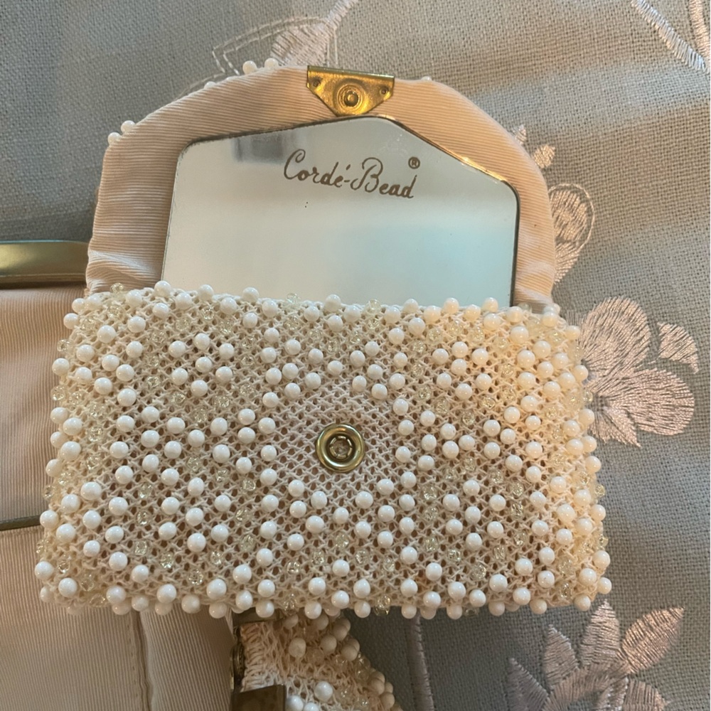 Cream Beaded Bag by Corde’ Bead, Basket-Weave Pattern - Picture 10 of 13